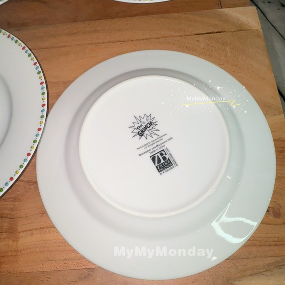 Dr Seuss The Grinch Salad Plate Set of 4 - Picture 6 of 6